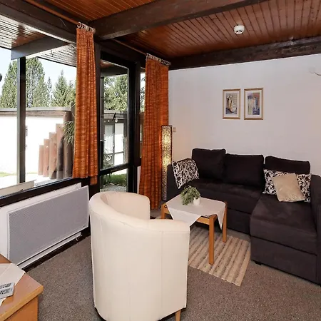 Wooden Chalet With Terrace Near A Swimming Lake Casa de Férias Waldkirchen